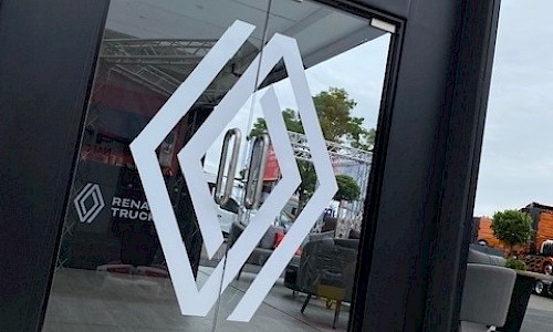 Renault- Shipping Container Unit renault logo branded on glass door